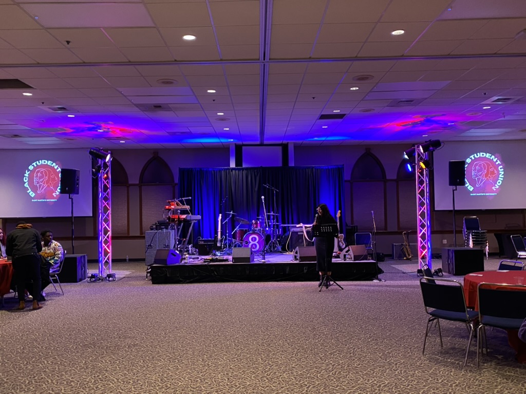 Full production — lighting towers, dual projection